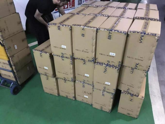 算法 Equihash минирования Innosilicon 来自 A9++ Zmaster, 最大算力 140ksol/S, 功耗 1550W